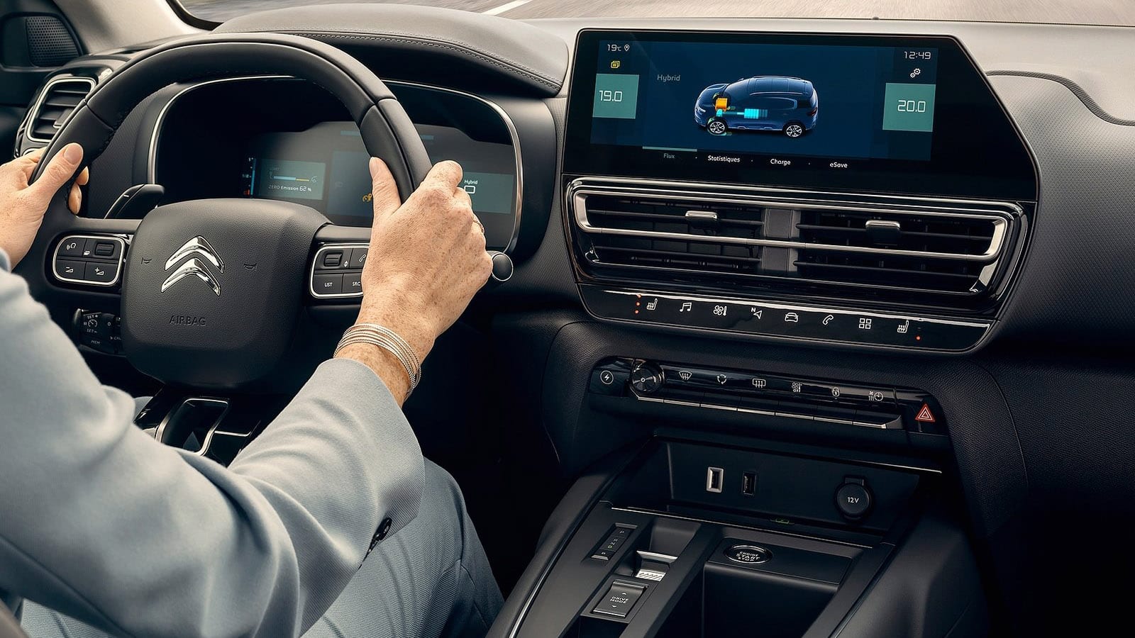 citroen c5 aircross hybrid wnętrze