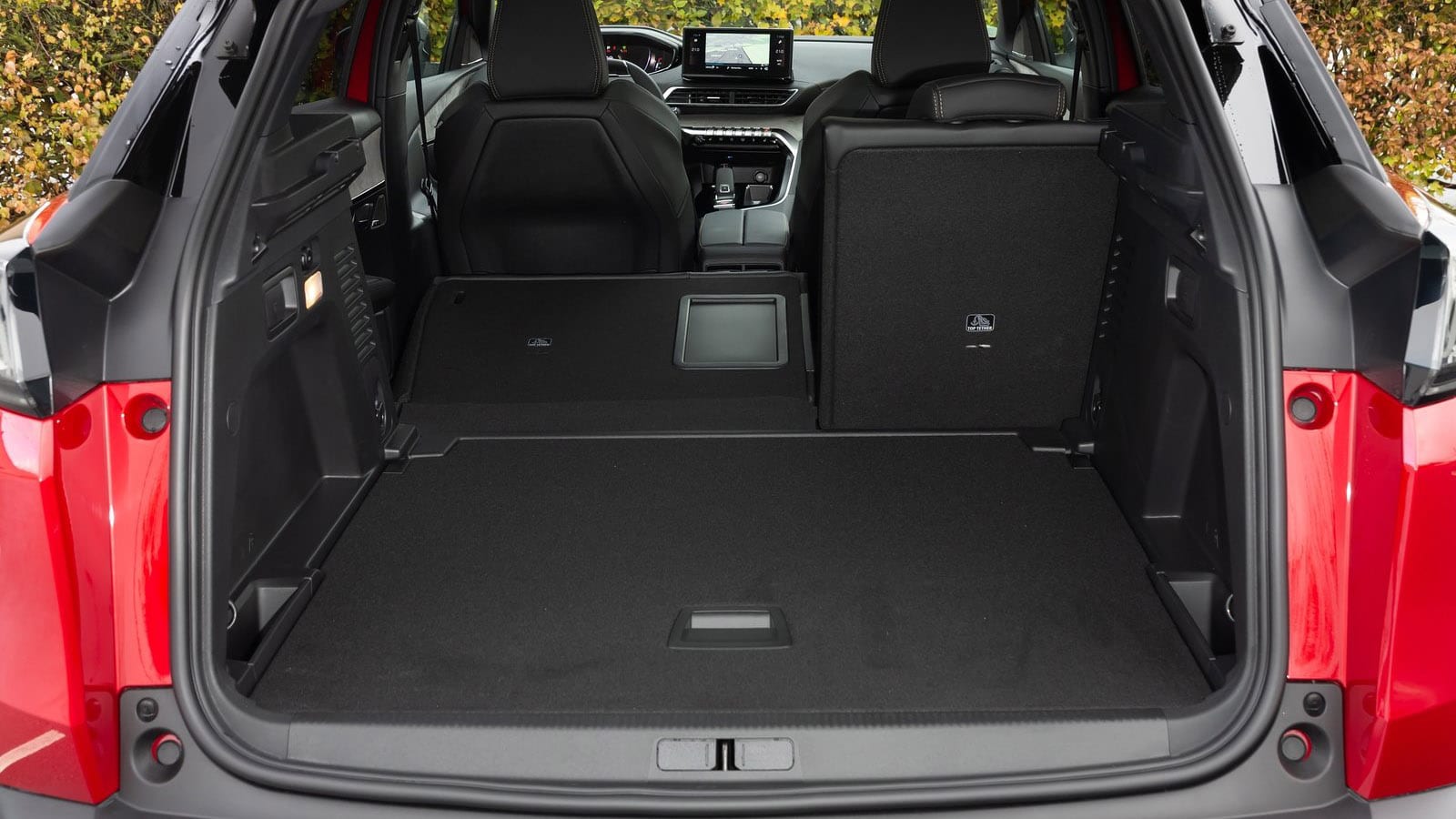 peugeot 3007 hybrid 136 km bagażnik test opinie