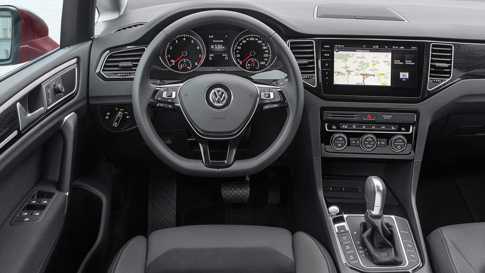 volkswagen golf sportsvan wnętrze