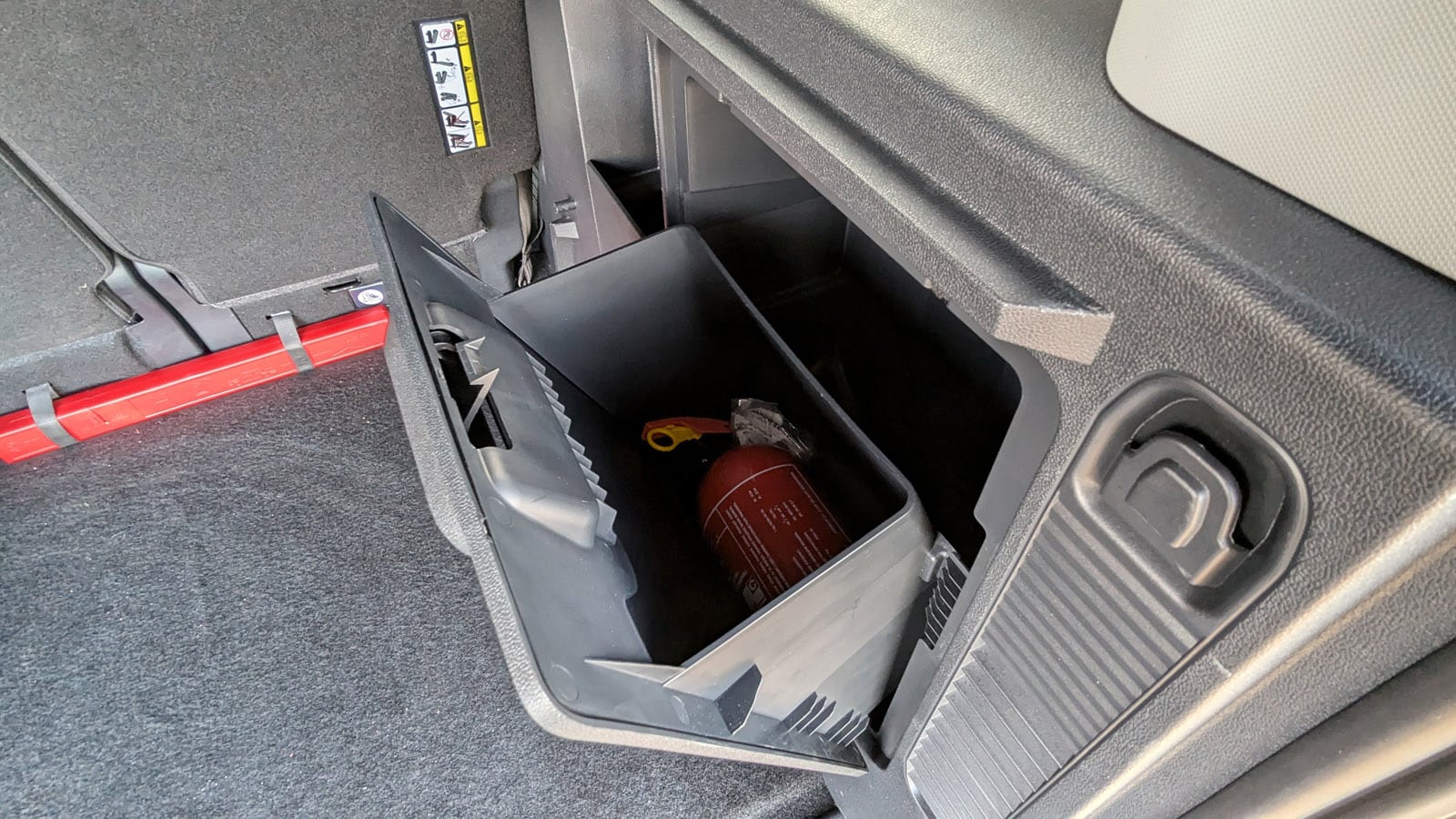 ford tourneo courier bagażnik