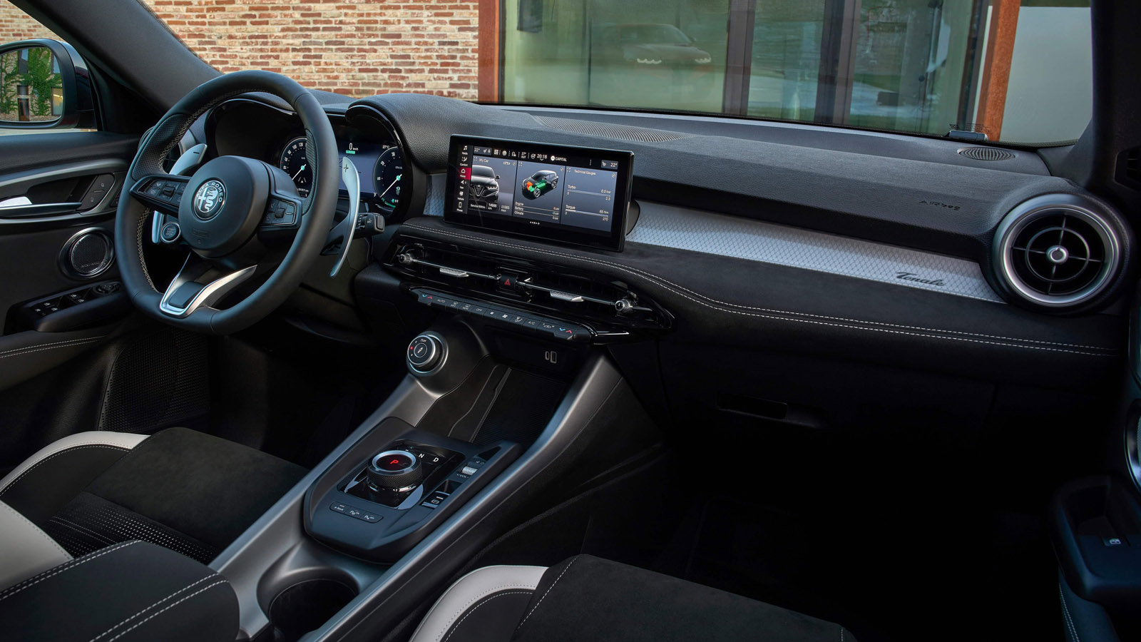 alfa romeo tonale wnętrze