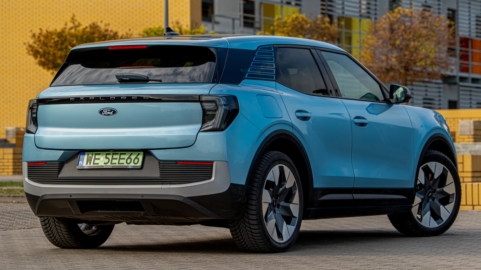 ford explorer