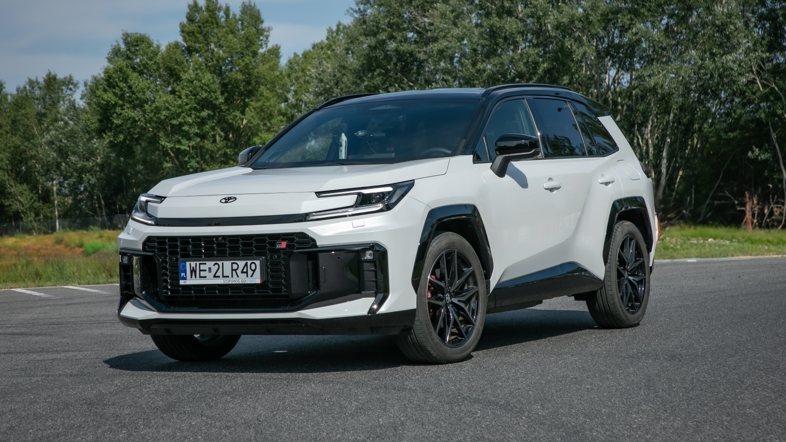 nowa toyota rav4