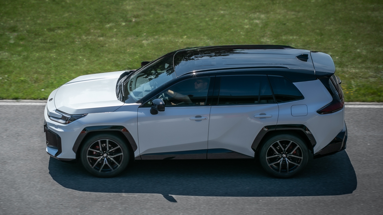 nowa toyota rav4